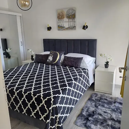 Modern Luxury Diva 1 , 4 Stars, Ciovo, Okrug Apartment *
