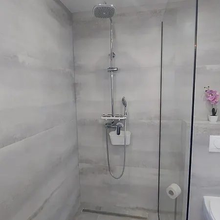 Modern Luxury Diva 1 , 4 Stars, Ciovo, Okrug Apartment