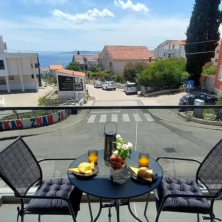 Modern Luxury Diva 1 , 4 Stars, Ciovo, Okrug Apartment *